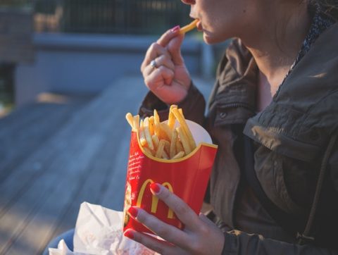 McDonald’s veut remplir ses cuisines à l’aide d’une IA
